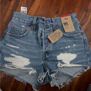 women’s levi’s 501 nwt jean shorts size 24